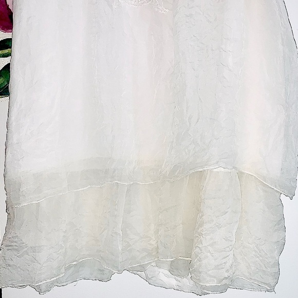 🪽100% SILK white dress🪽H TREND BRAND 🦋 from Italy. - Picture 6 of 8